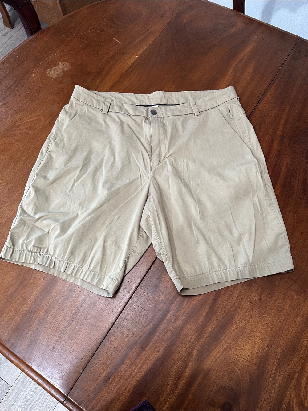 lululemon athletica Men's Flat-Front Shorts in Khaki